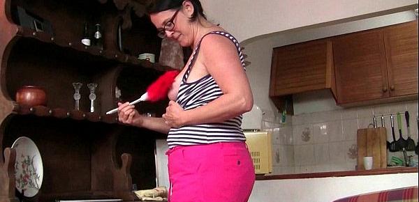  British horniest housewives rather masturbate than dusting